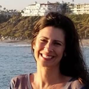 Meet your Posher, Kendra